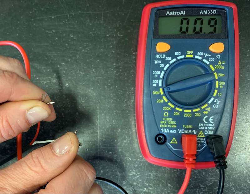 Mesure ohms des fils d'un thermocouple